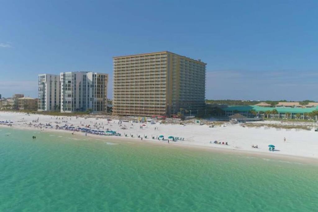 Pelican Beach Resort-Walkout Unit-On The Beach Destin Esterno foto