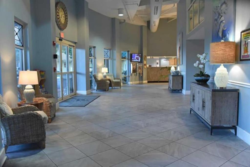 Pelican Beach Resort-Walkout Unit-On The Beach Destin Esterno foto