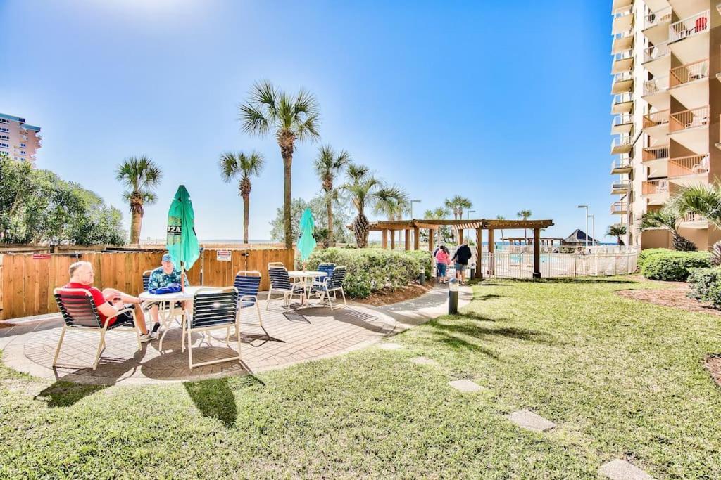 Pelican Beach Resort-Walkout Unit-On The Beach Destin Esterno foto