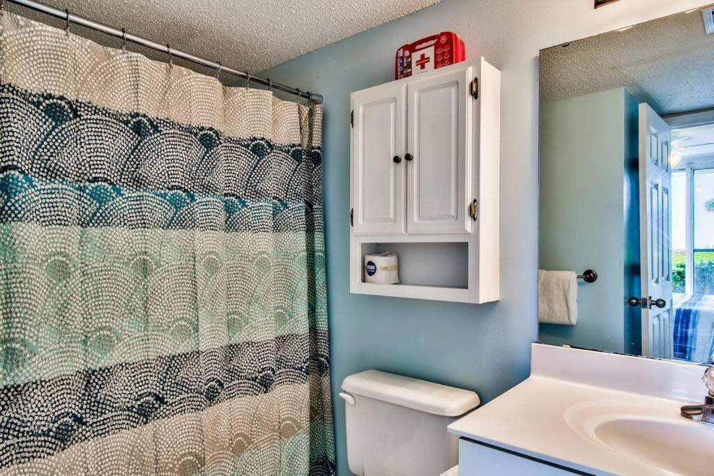 Pelican Beach Resort-Walkout Unit-On The Beach Destin Esterno foto