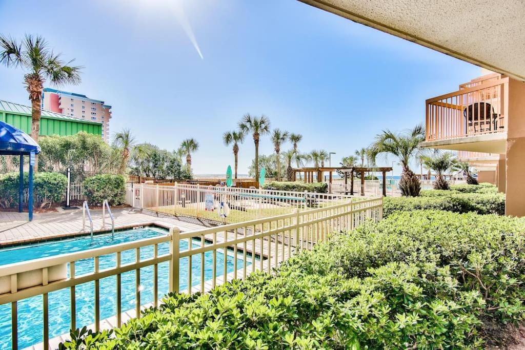 Pelican Beach Resort-Walkout Unit-On The Beach Destin Esterno foto