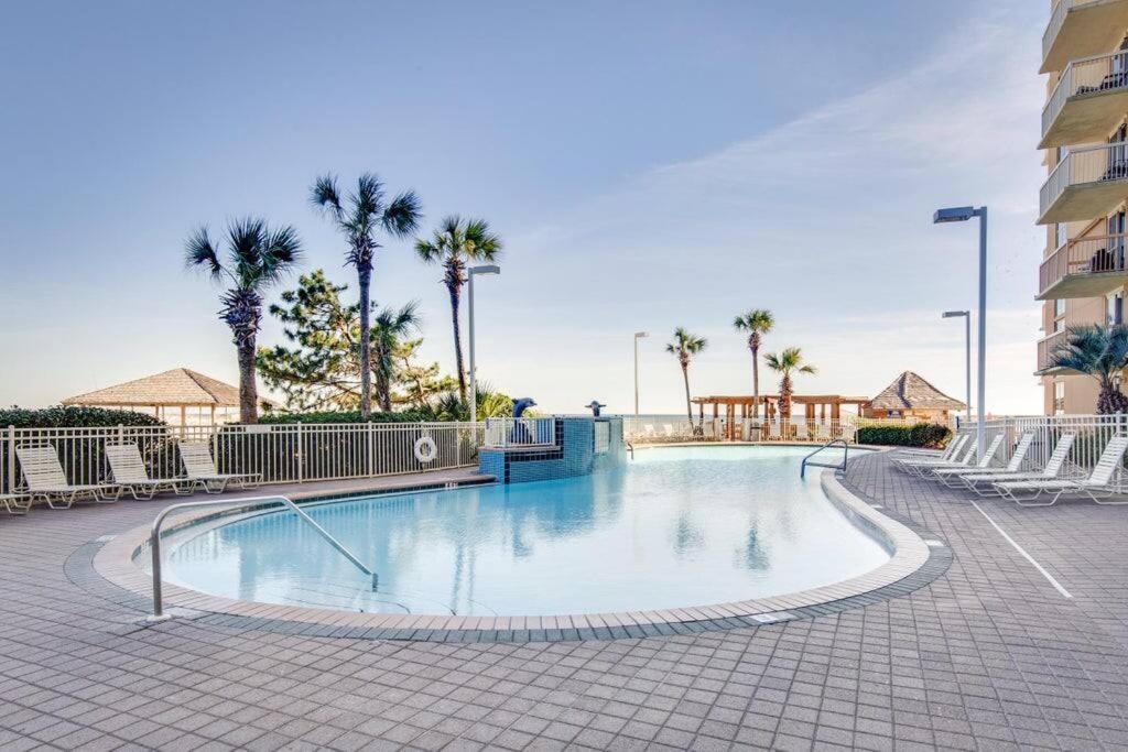 Pelican Beach Resort-Walkout Unit-On The Beach Destin Esterno foto
